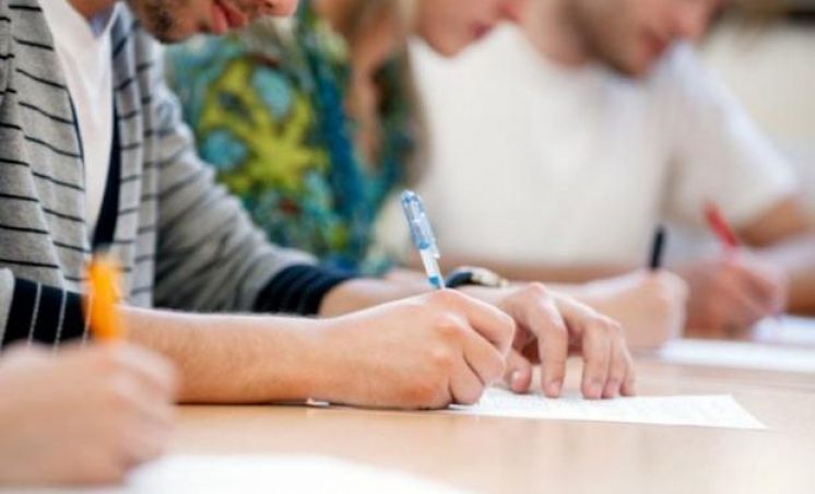 &Pi;&alpha;&nu;&epsilon;&lambda;&lambda;&alpha;&delta;&iota;&kappa;έ&sigmaf; 2018: &Tau;&iota; &iota;&sigma;&chi;ύ&epsilon;&iota; &phi;έ&tau;&omicron;&sigmaf; &gamma;&iota;&alpha; &tau;&alpha; &Epsilon;&pi;&iota;&sigma;&tau;&eta;&mu;&omicron;&nu;&iota;&kappa;ά &Pi;&epsilon;&delta;ί&alpha;